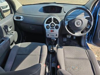 Renault Grand Modus 1.6 VVT Dynamique Auto Euro 5 5dr