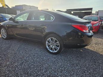 Vauxhall Insignia 1.8 16V Exclusiv Euro 5 5dr