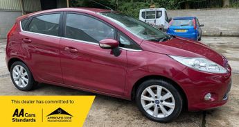 Ford Fiesta 1.4 Zetec Hatchback 5dr Petrol Manual (133 g/km, 94 bhp)
