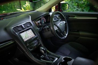 Ford Mondeo 2.0 TDCi Titanium Powershift Euro 6 (s/s) 5dr