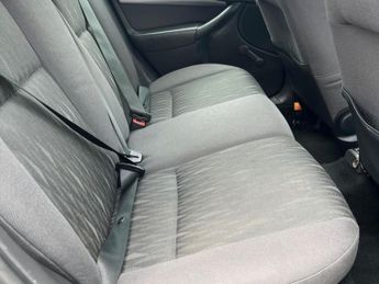 Ford Focus 1.6i 16v Zetec 5dr