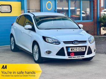 Ford Focus 1.0T EcoBoost Zetec Euro 5 (s/s) 5dr