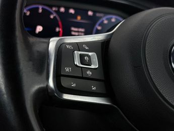Volkswagen T-Roc 2.0 TDI R-Line DSG Euro 6 (s/s) 5dr