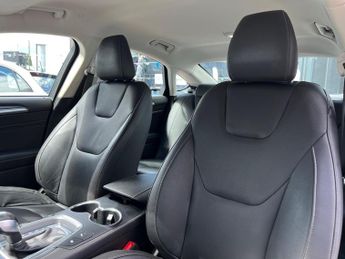 Ford Mondeo 2.0 TiVCT Titanium Edition CVT 6Spd Euro 6 (s/s) 4dr