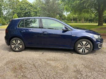 Volkswagen e-Golf 35.8kWh e-Golf Auto 5dr