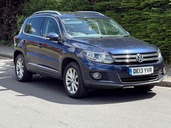 Volkswagen Tiguan 2.0 TDI BlueMotion Tech SE DSG 4WD Euro 5 (s/s) 5dr