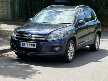 Volkswagen Tiguan 2.0 TDI BlueMotion Tech SE DSG 4WD Euro 5 (s/s) 5dr
