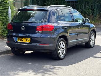 Volkswagen Tiguan 2.0 TDI BlueMotion Tech SE DSG 4WD Euro 5 (s/s) 5dr