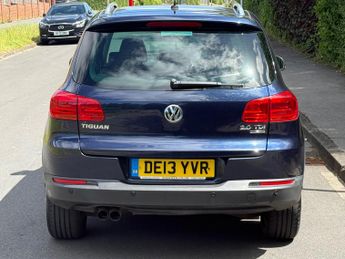 Volkswagen Tiguan 2.0 TDI BlueMotion Tech SE DSG 4WD Euro 5 (s/s) 5dr