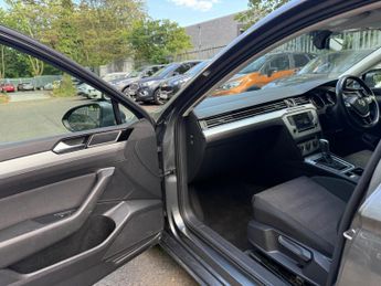 Volkswagen Passat 1.6 TDI SE Business DSG Euro 6 (s/s) 5dr
