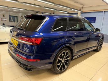 Audi Q7 3.0 TDI V6 50 Black Edition Tiptronic quattro Euro 6 (s/s) 5dr