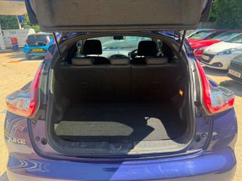 Nissan Juke 1.6 Tekna XTRON Euro 6 5dr