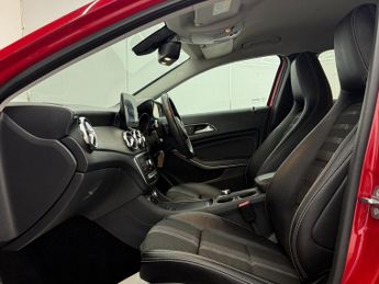 Mercedes-Benz GLA 1.6 GLA180 Urban Edition 7G-DCT Euro 6 (s/s) 5dr