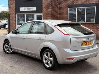 Ford Focus 1.6 Zetec S 5dr