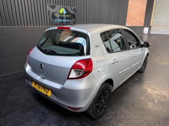 Renault Clio 1.2 I-Music Euro 5 5dr