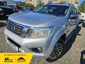 Nissan Navara 2.3 dCi Tekna 4WD Euro 6 (s/s) 4dr