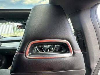 Mercedes-Benz CLA 1.6 CLA180 AMG Sport Coupe 7G-DCT Euro 6 (s/s) 4dr