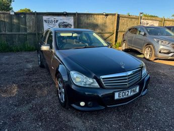 Mercedes-Benz C Class 1.8 C180 BlueEfficiency SE G-Tronic+ Euro 5 (s/s) 4dr