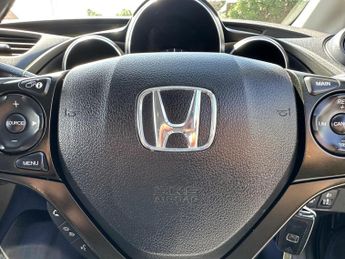 Honda Civic 1.8 i-VTEC ES Euro 5 (s/s) 5dr