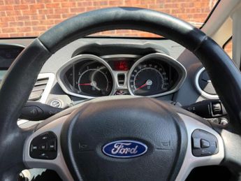 Ford Fiesta 1.4 Titanium 5dr