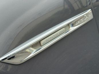 Jaguar XJ 3.0d V6 Autobiography Saloon 4dr Diesel Auto Euro 6 (s/s) (LWB) 