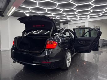 BMW 3 Series 2.0 320d Luxury Auto Euro 5 (s/s) 4dr