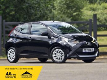 Toyota AYGO VVT-i x-play Hatchback 1.0 Manual Petrol