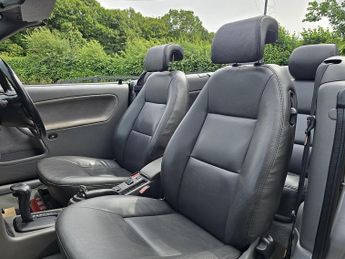 Saab 9-3 Saab 9-3 2.0T SE Convertible 2dr Petrol Automatic (243 g/km, 150