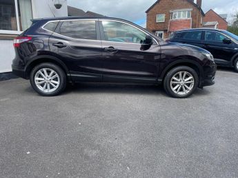 Nissan Qashqai 1.6 dCi Acenta Premium SUV 5dr Diesel XTRON 2WD Euro 5 (s/s) (13
