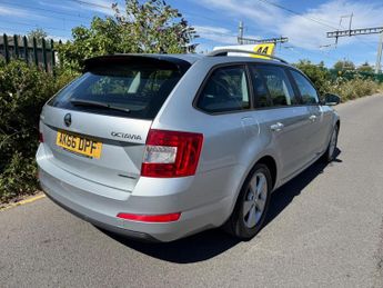 Skoda Octavia 1.6 TDI SE Business GreenLine III Euro 6 (s/s) 5dr