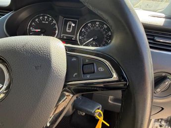 Skoda Octavia 1.6 TDI SE Business GreenLine III Euro 6 (s/s) 5dr