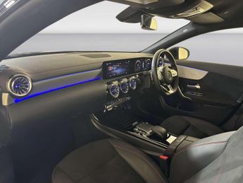 Mercedes-Benz CLA 1.3 CLA250e 15.6kWh AMG Line (Premium) Coupe 4dr Petrol Plug-in 
