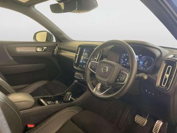 Volvo XC40 1.5h T4 Recharge 10.7kWh R-Design SUV 5dr Petrol Plug-in Hybrid 