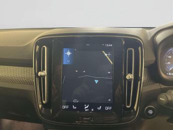 Volvo XC40 1.5h T4 Recharge 10.7kWh R-Design SUV 5dr Petrol Plug-in Hybrid 