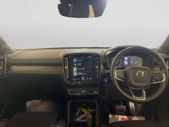 Volvo XC40 1.5h T4 Recharge 10.7kWh R-Design SUV 5dr Petrol Plug-in Hybrid 