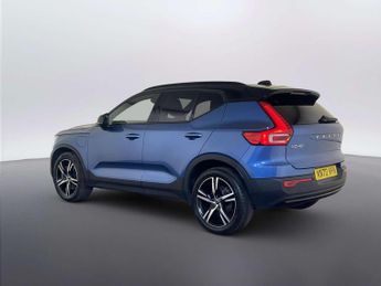 Volvo XC40 1.5h T4 Recharge 10.7kWh R-Design SUV 5dr Petrol Plug-in Hybrid 
