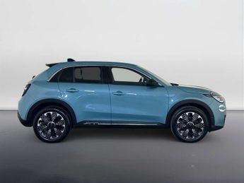 Fiat 600 1.2 MHEV La Prima SUV 5dr Petrol Hybrid e-DCT Euro 6 (s/s) (136 