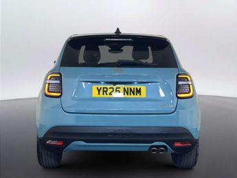 Fiat 600 1.2 MHEV La Prima SUV 5dr Petrol Hybrid e-DCT Euro 6 (s/s) (136 