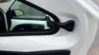 Toyota Aygo X 1.0 VVT-i Pure x-shift Euro 6 (s/s) 5dr