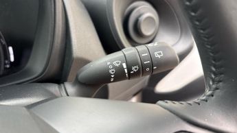 Toyota Aygo X 1.0 VVT-i Pure x-shift Euro 6 (s/s) 5dr