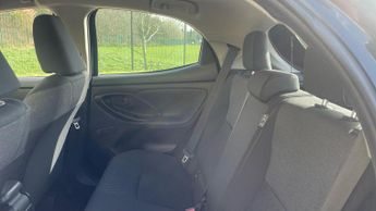 Toyota Yaris 1.5 VVT-h Icon E-CVT Euro 6 (s/s) 5dr