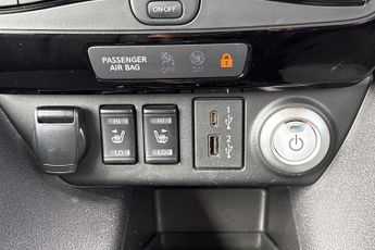 Nissan LEAF (110kW) Tekna (40kWh)