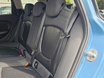 MINI Clubman 1.5 Cooper Auto Euro 6 (s/s) 6dr