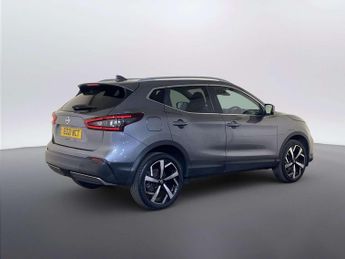 Nissan Qashqai 1.3 DIG-T N-Motion SUV 5dr Petrol Manual Euro 6 (s/s) (140 ps)