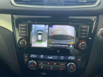 Nissan Qashqai 1.3 DIG-T N-Motion SUV 5dr Petrol Manual Euro 6 (s/s) (140 ps)