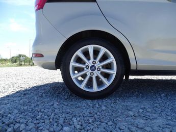Ford B-Max 1.6 Titanium Powershift Euro 5 5dr