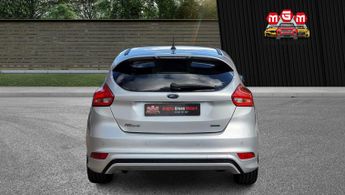 Ford Focus 1.0T EcoBoost ST-Line Auto Euro 6 (s/s) 5dr
