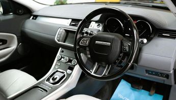 LAND ROVER RANGE ROVER EVOQUE 2.0 TD4 SE SUV 5dr Diesel Auto 4WD Euro 6 (s/s) (180 ps) +FREE 6