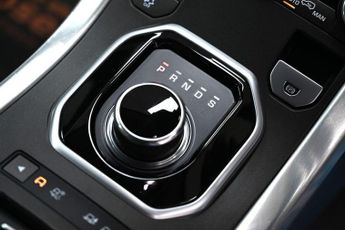 LAND ROVER RANGE ROVER EVOQUE 2.0 TD4 SE SUV 5dr Diesel Auto 4WD Euro 6 (s/s) (180 ps) +FREE 6