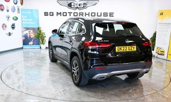 MERCEDES-BENZ 180 1.3 GLA200 Sport SUV 5dr Petrol 7G-DCT Euro 6 (s/s) (163 ps) +FR